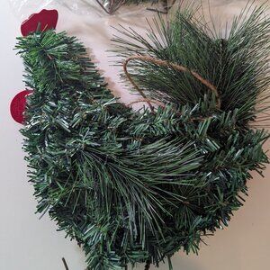 12" x 12" Chicken Wreaths set of two